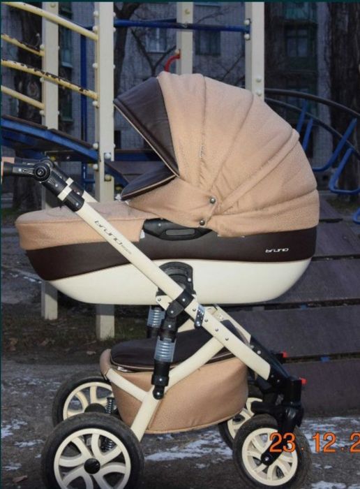 Коляска 2 в 1 в отличном состоянии
