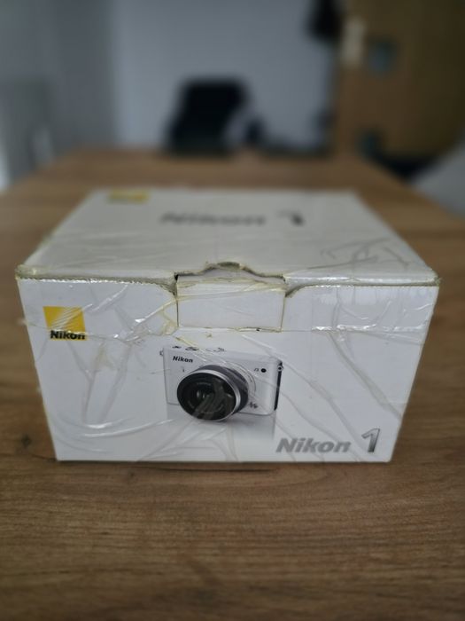 Nikon 1 j3 + obiektyw nikon 10-30