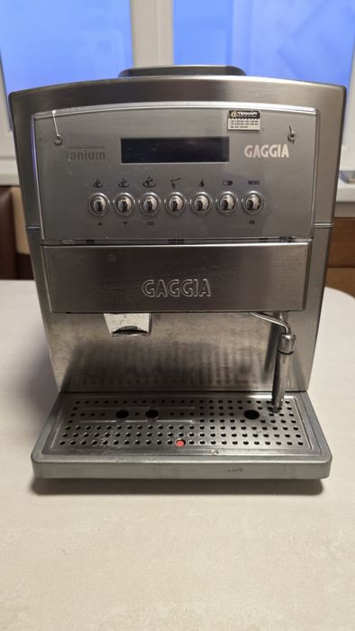 Продаю кофе машину