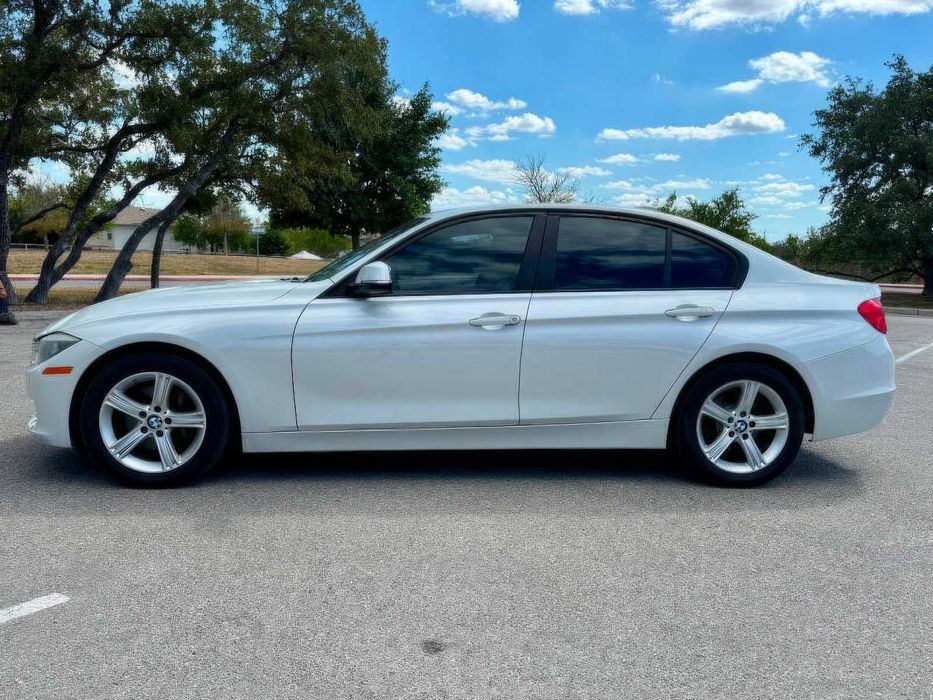 BMW 3 Series 328i      2015