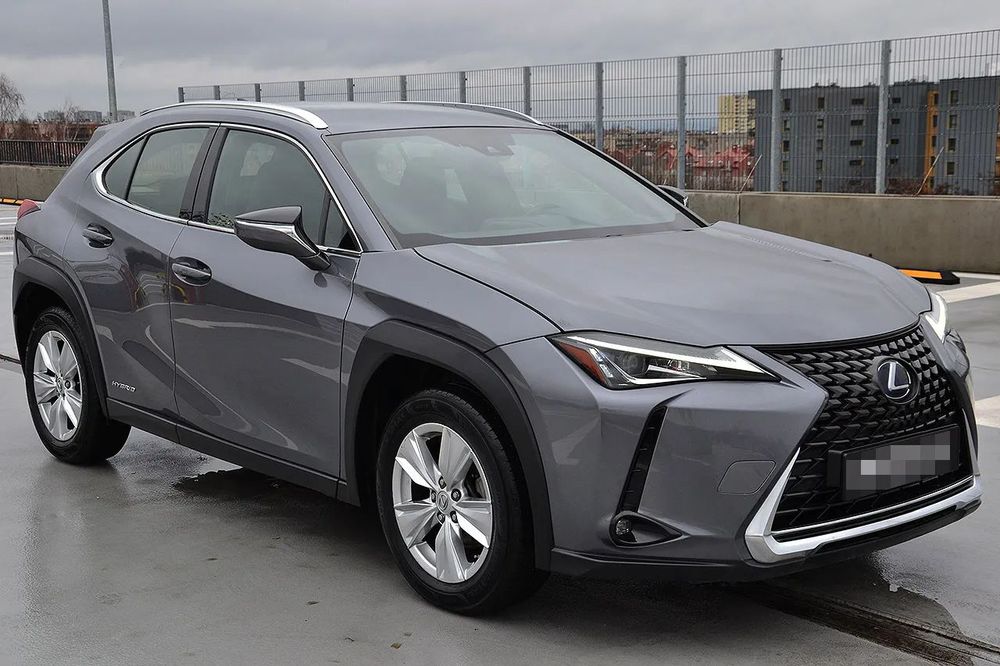 Lexus UX pierwszy właściciel, faktura VAT 23%