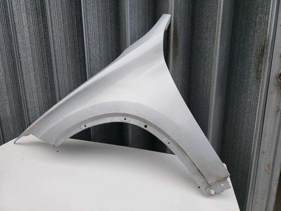 Guarda lamas esquerdo BMW X1 F48 (2014.-2022.)