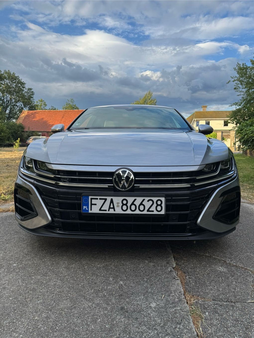 Volkswagen Arteon Arteon R 320PS Panorama, Harman, kam360, Alu 20, Nappa, Matrix Led
