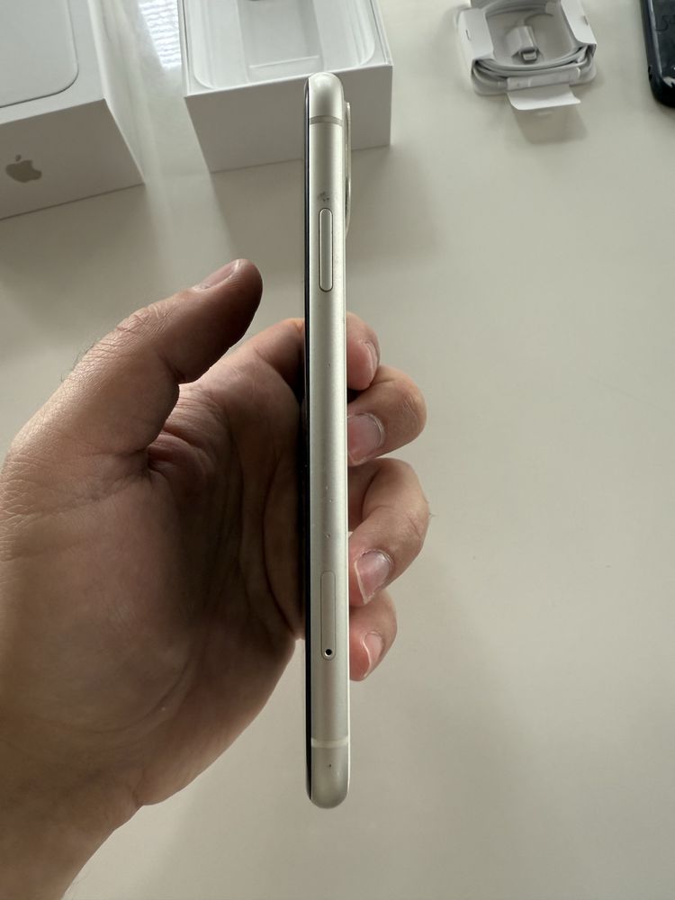IPhone 11 w bardzo dobrym stanie