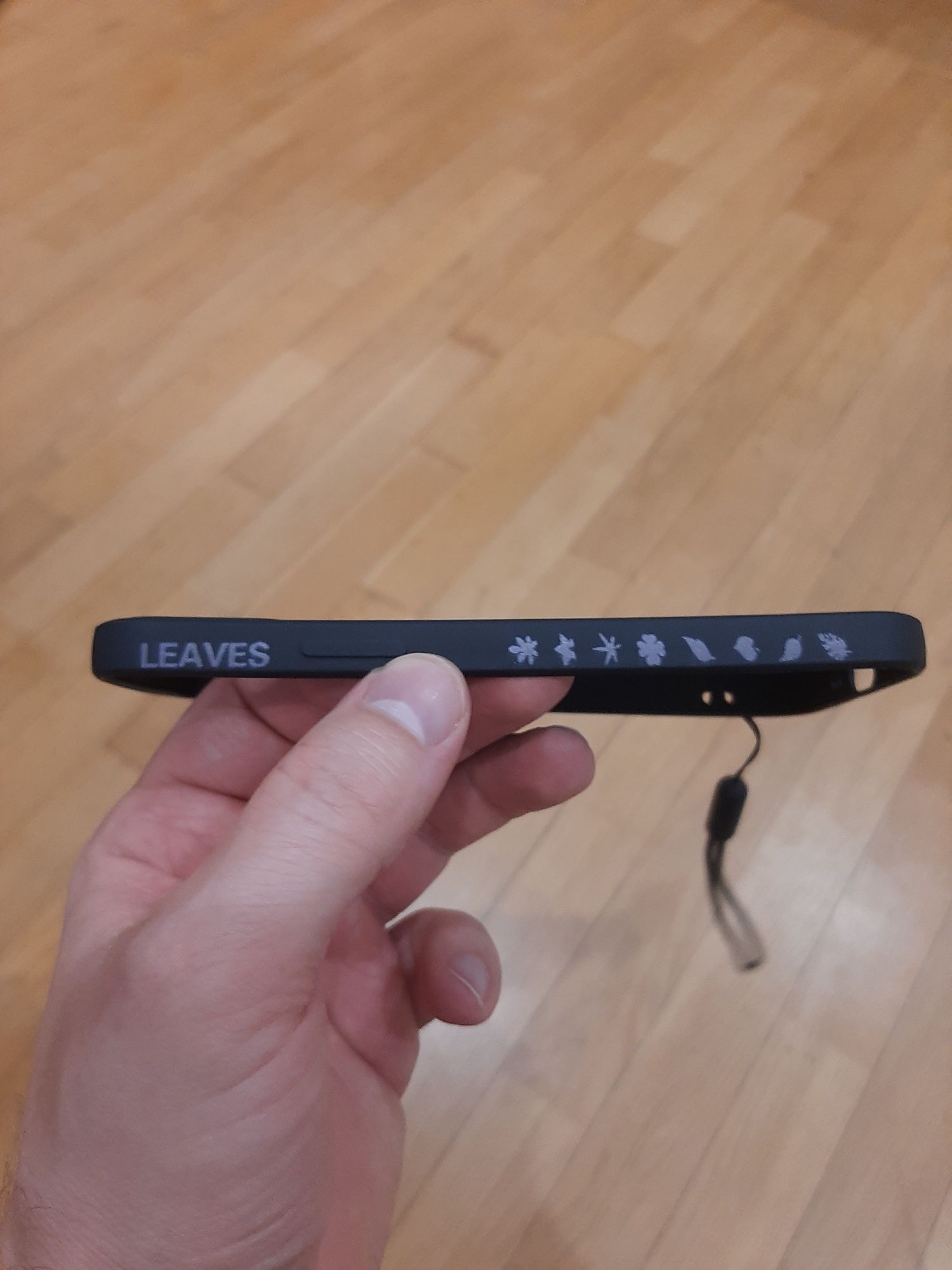 Чохол Leaves для телефона IPhone 12 pro оригінальний