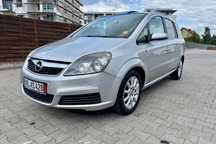 Opel Zafira Opel Zafira B 1.8 140KM benzyna 7 osobowy Cosmo Panorama
