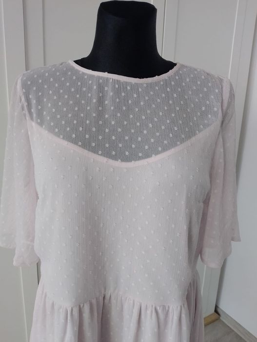 Elegancka sukienka wizytowa 46