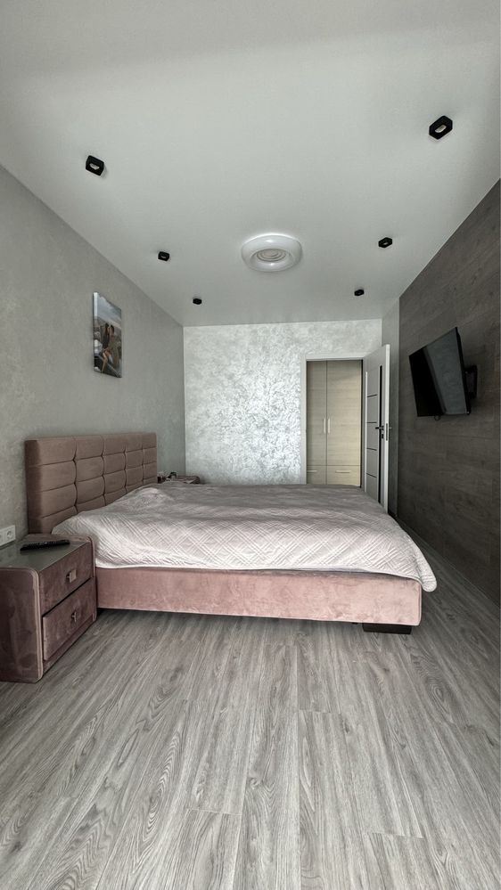 Продается 2-х комн. кв. на Песках