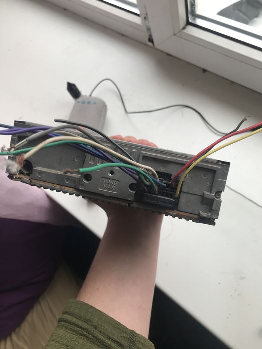 Магнітола SONI CDX-GT210