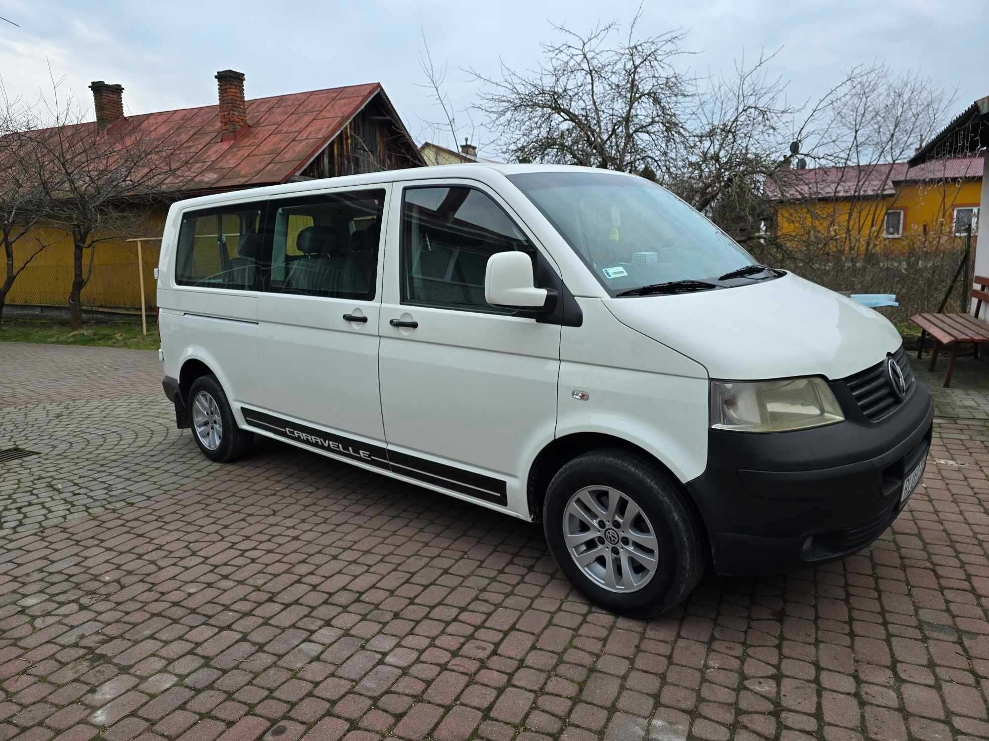 Volkswagen Caravelle T5 1.9TDI