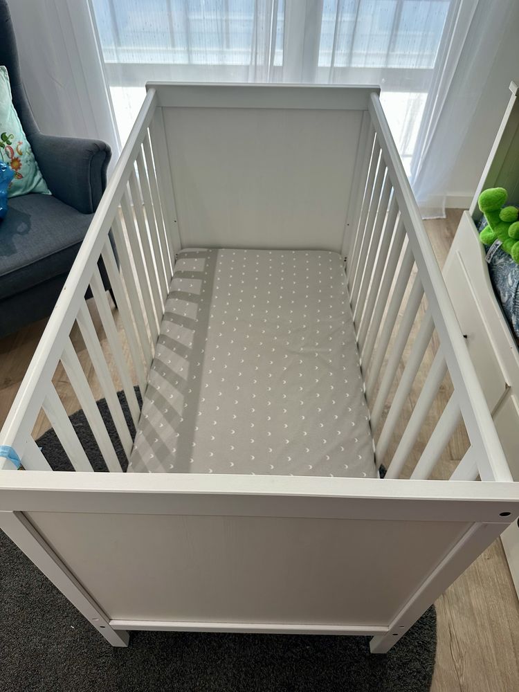 Berço para bebé ou criança modelo Sundvik