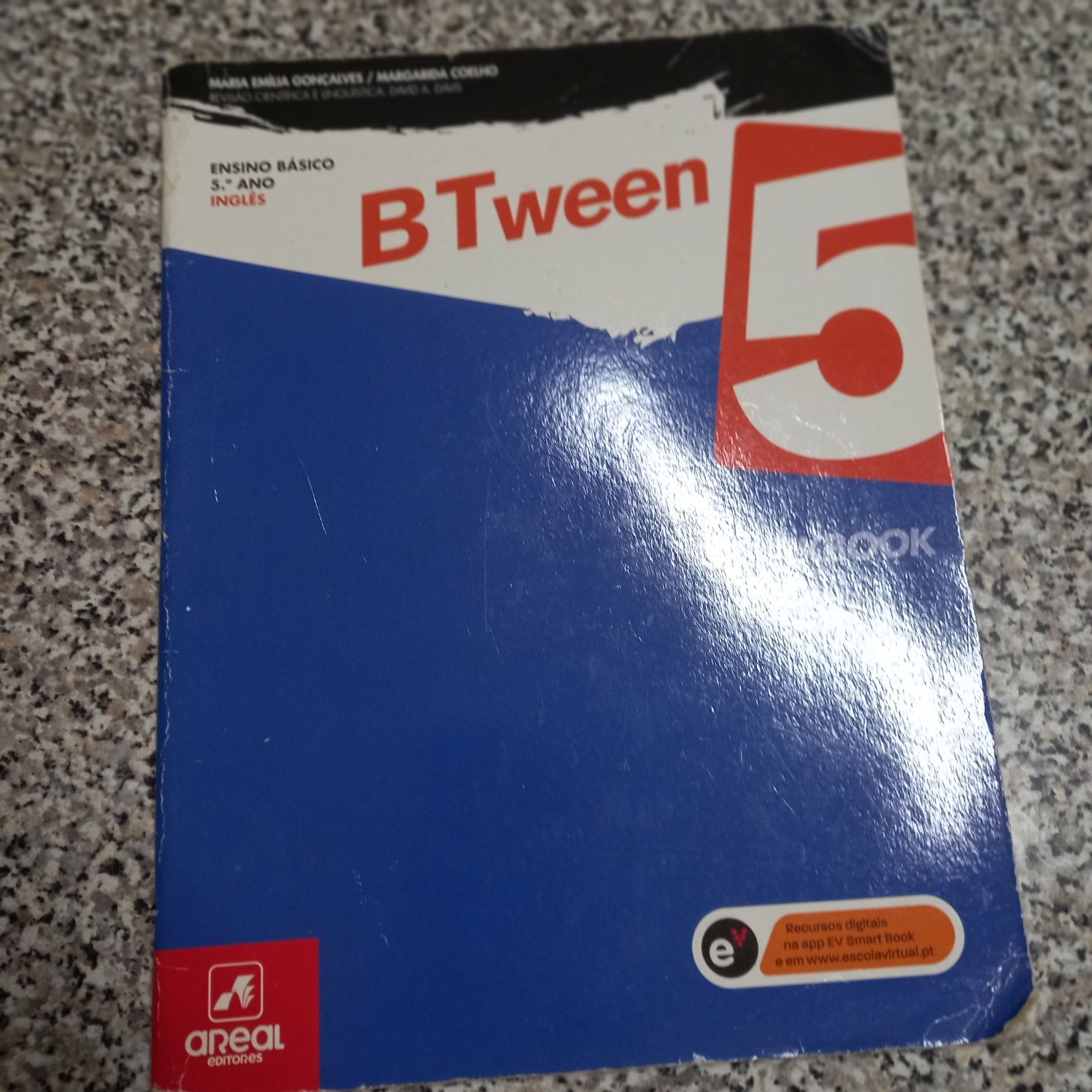 Livros escolares 5° ano