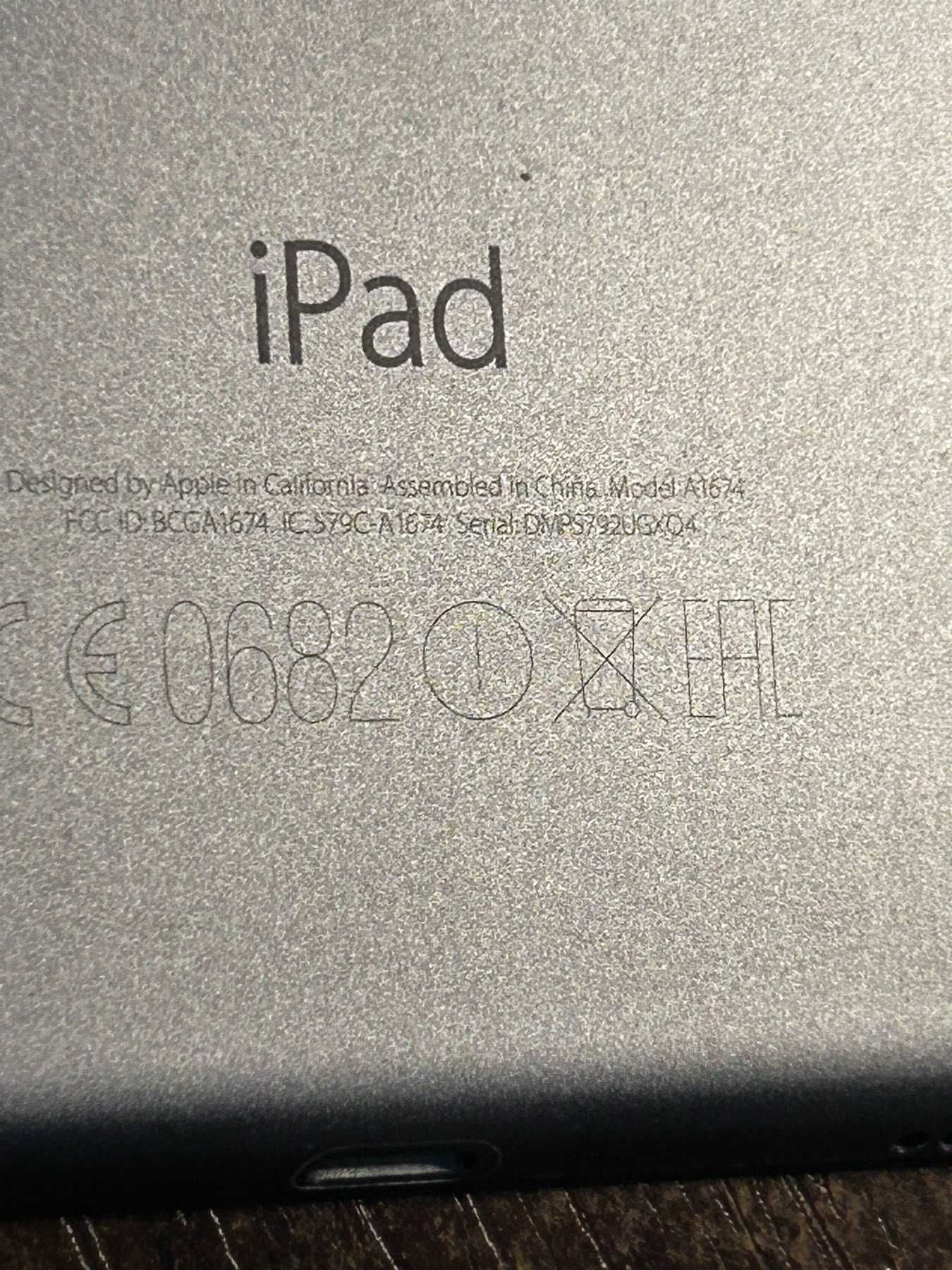 Apple iPad Pro 9,7 память 128Gb А1674 с 3G 4G LTE