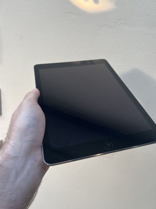 Ipad Air 16Gb Гарний стан