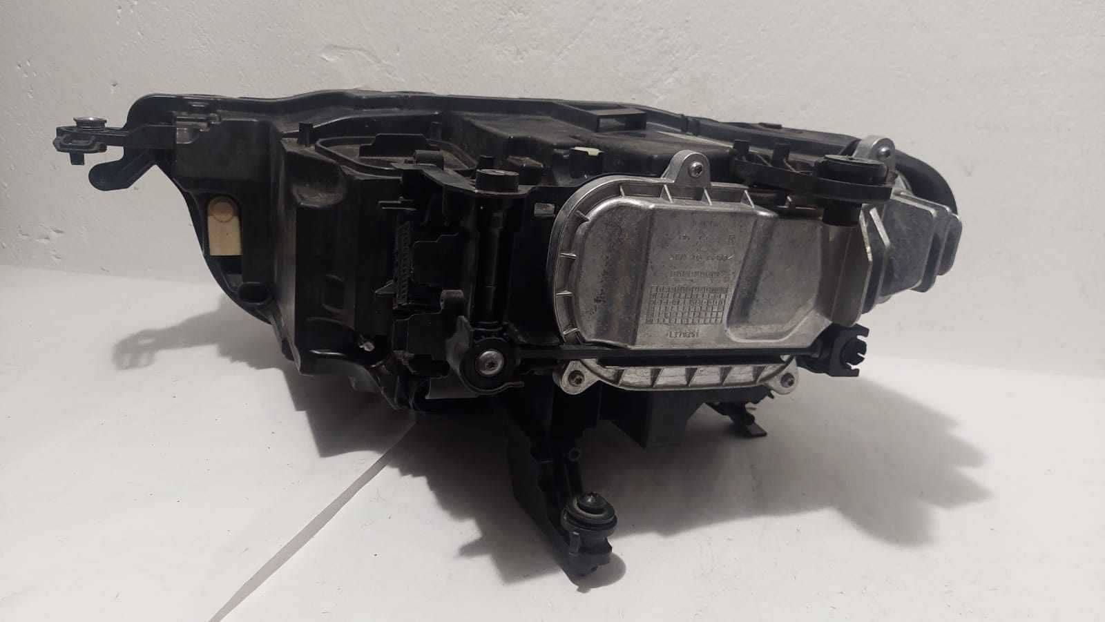 VW T Roc Lift 2GA Full Led Matrix IQ LIGHT 2022 prawa