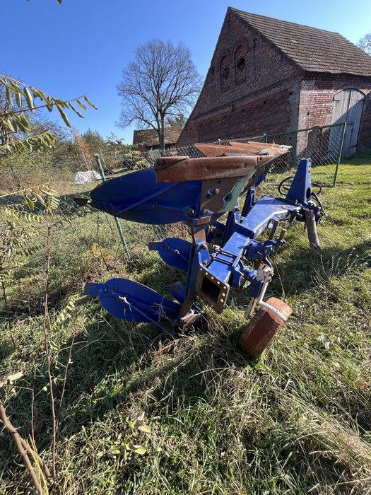 Pług 4 skibowy Ransomes 2+1+1