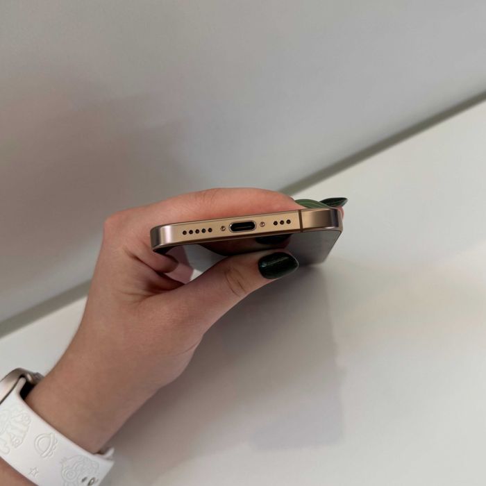 iPhone 16 Pro 256 GB Desert Titanium | 2 lata gwarancji