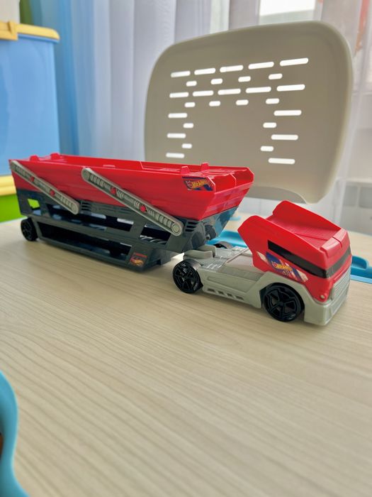 Трейлер-автовоз Hot Wheels GHR48