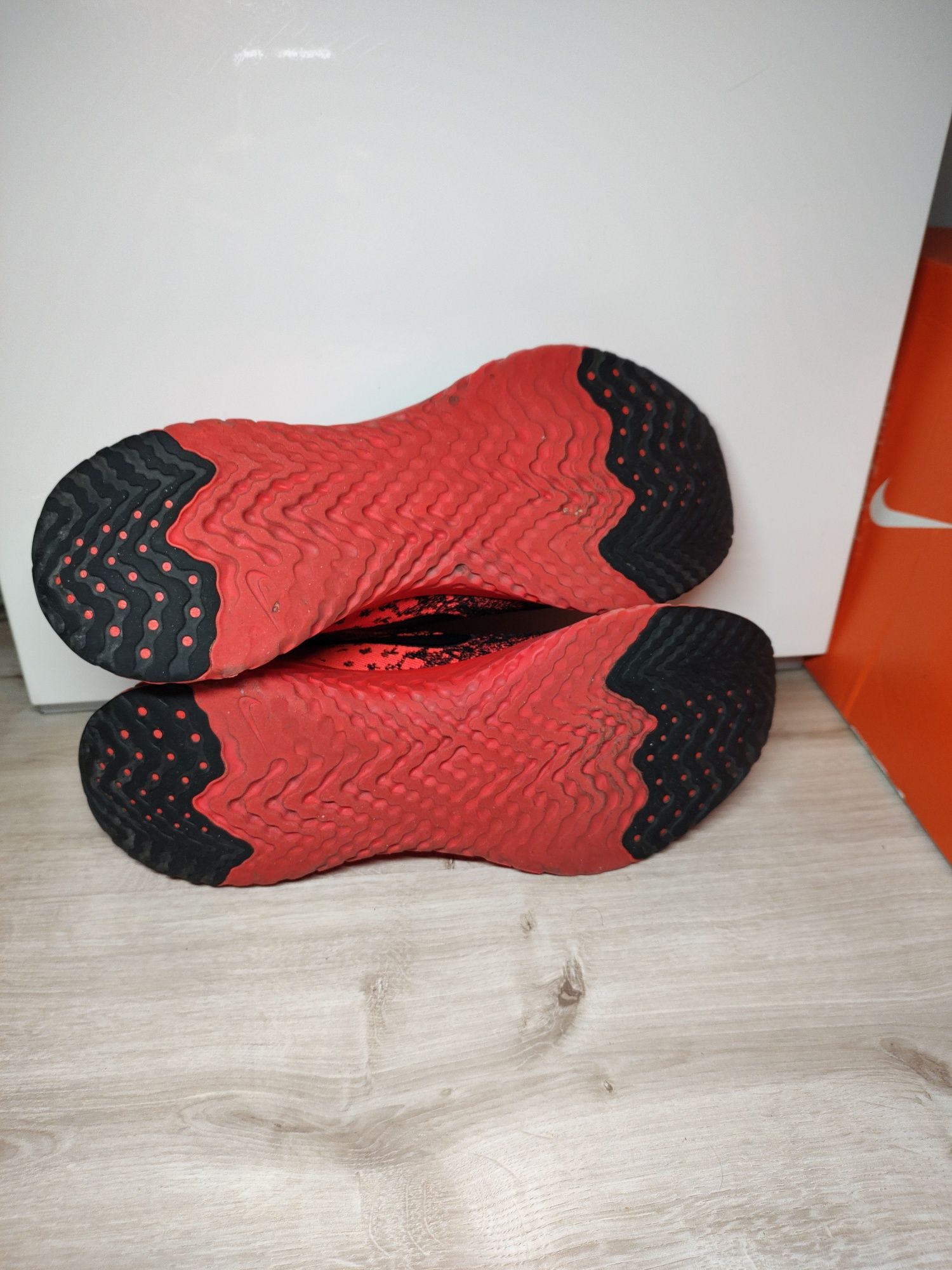 Buty Nike Epic React Flyknit 2 r. 46