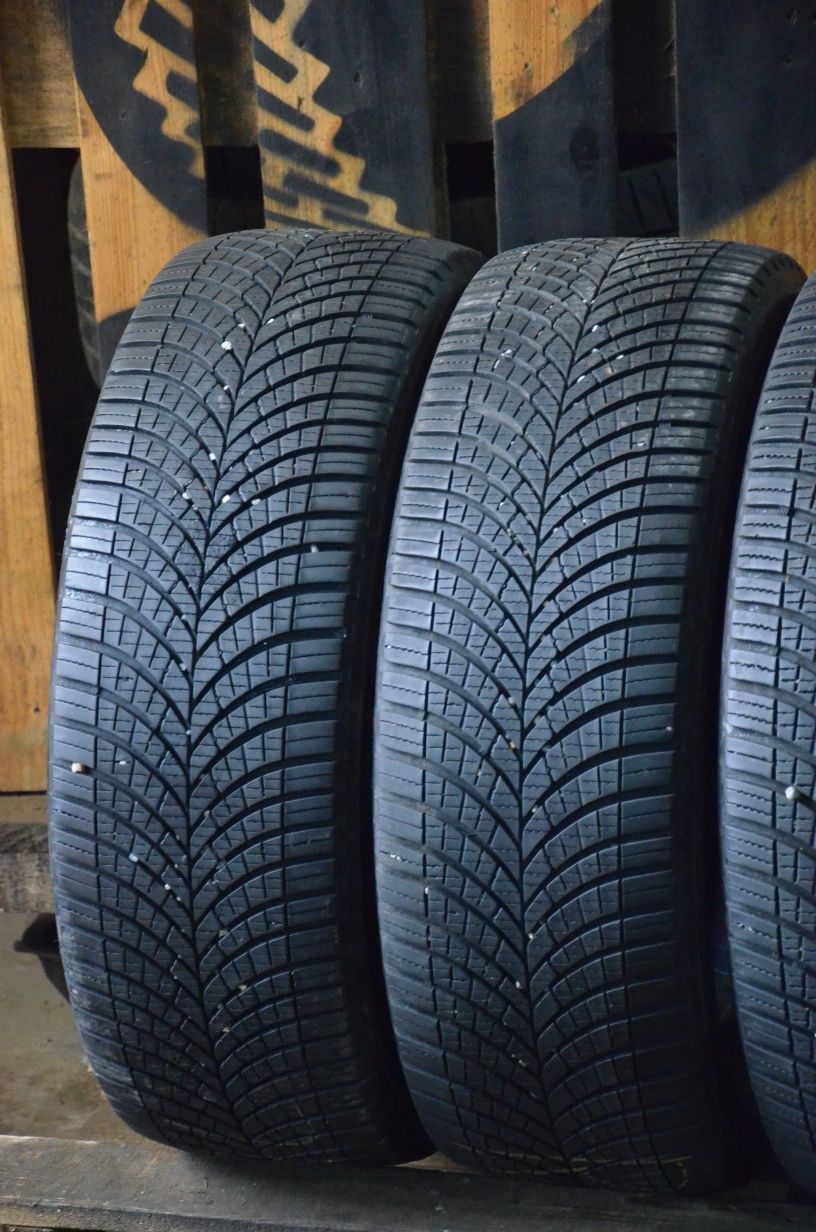 Шини зимові всесезонна 225 55 17с Goodyear Vito Viano Traffic gtyres