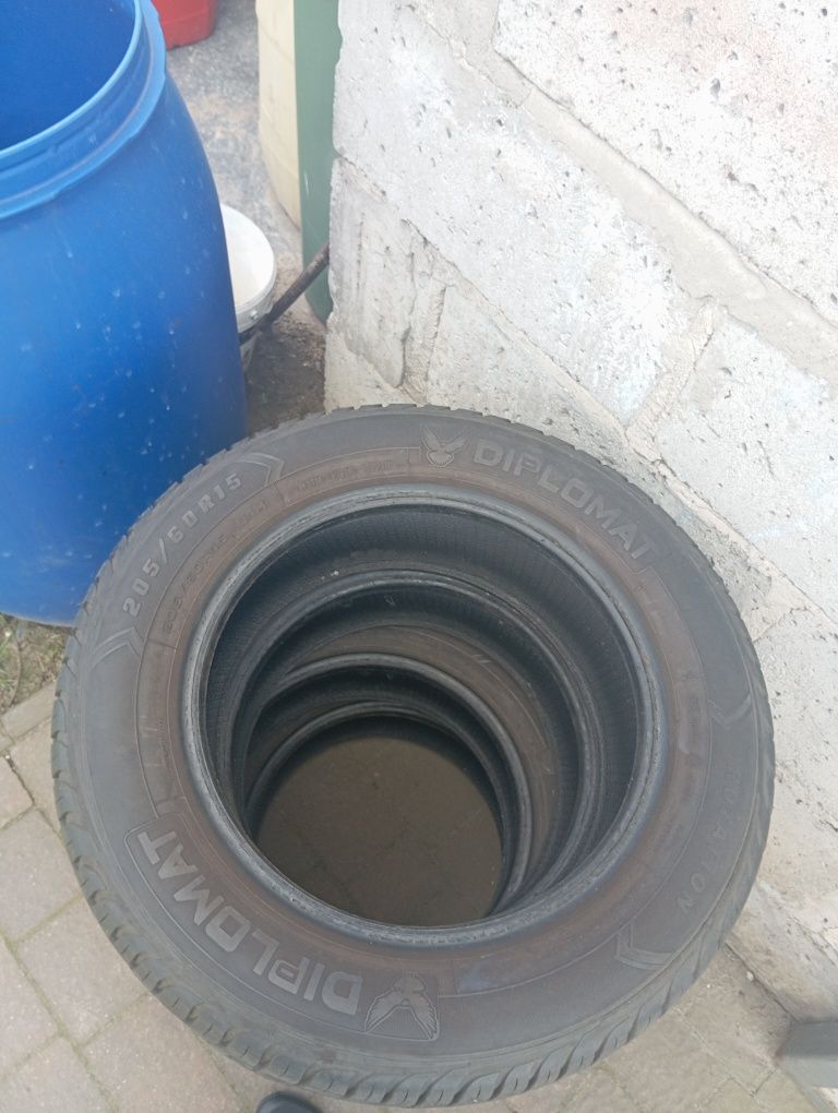 Opony 15  205/60