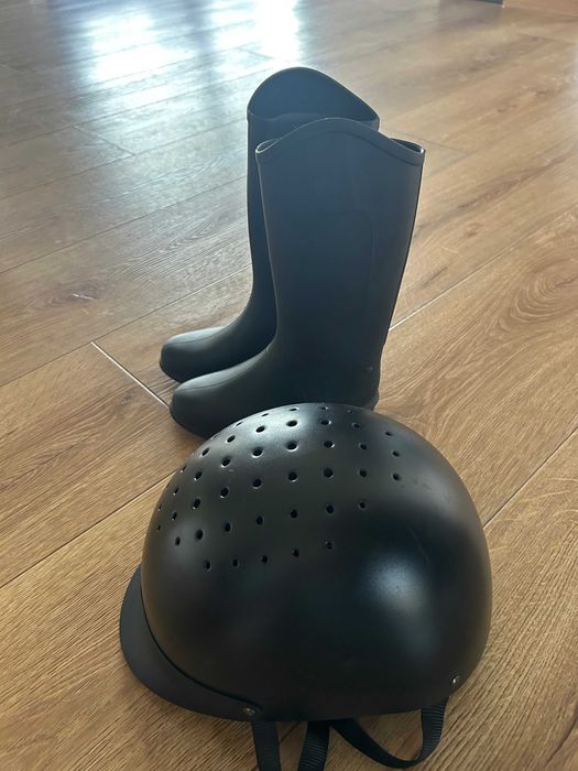 Obuwie jeździeckie i kask