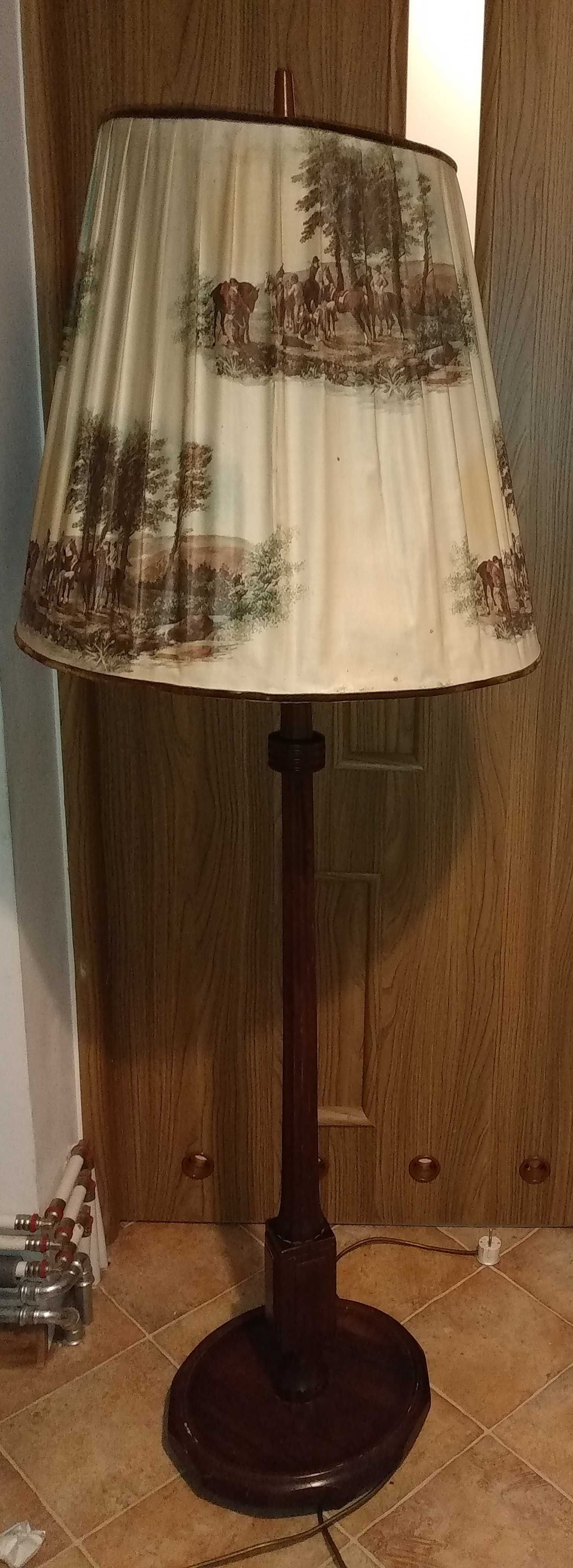 Stara lampa stojąca podłogowa