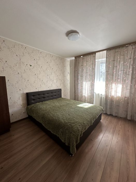 ВОКЗАЛ 2 хвилини пішки! низький поверх. 2-во кімнатна квартира