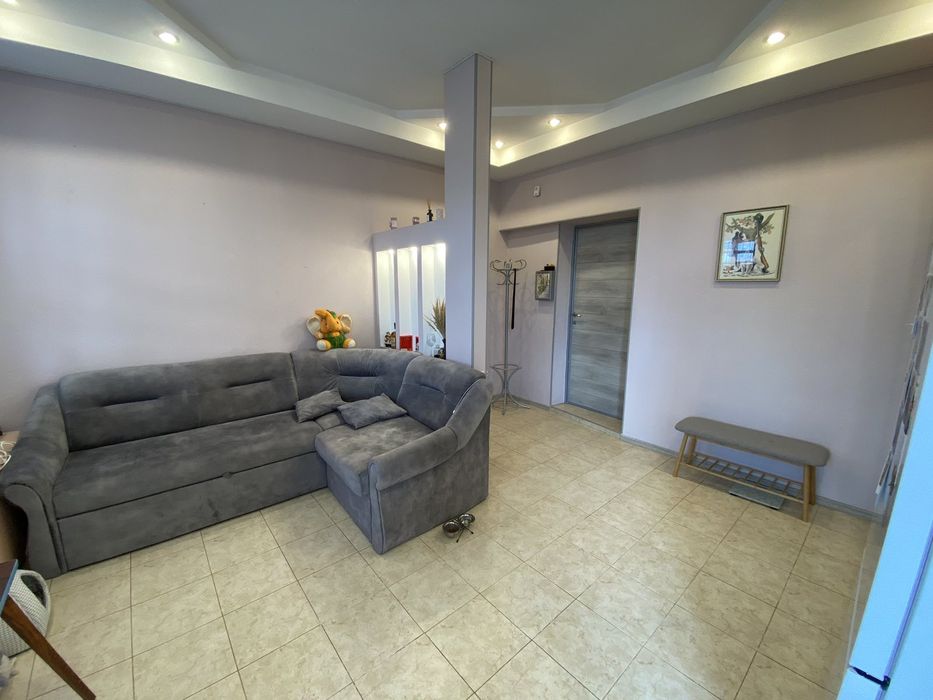 Продам 2-х комнатная сталинка Холодная гора