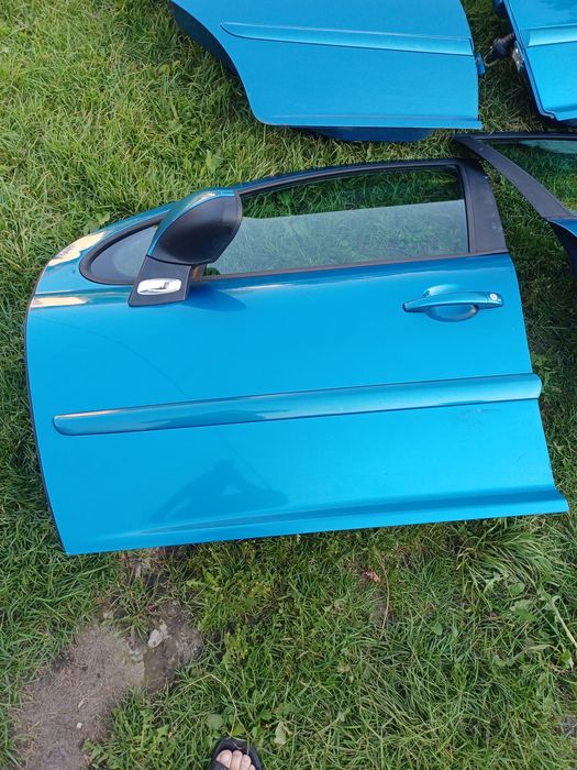 Peugeot 207 07-09r двері дверки