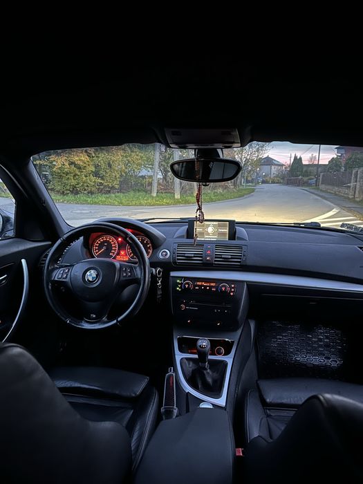 BMW 130i SHADOW LINE mpakiet vin stan bdb