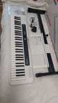 Синтезатор Casio CT-S200 White + Стійка SoundKing.