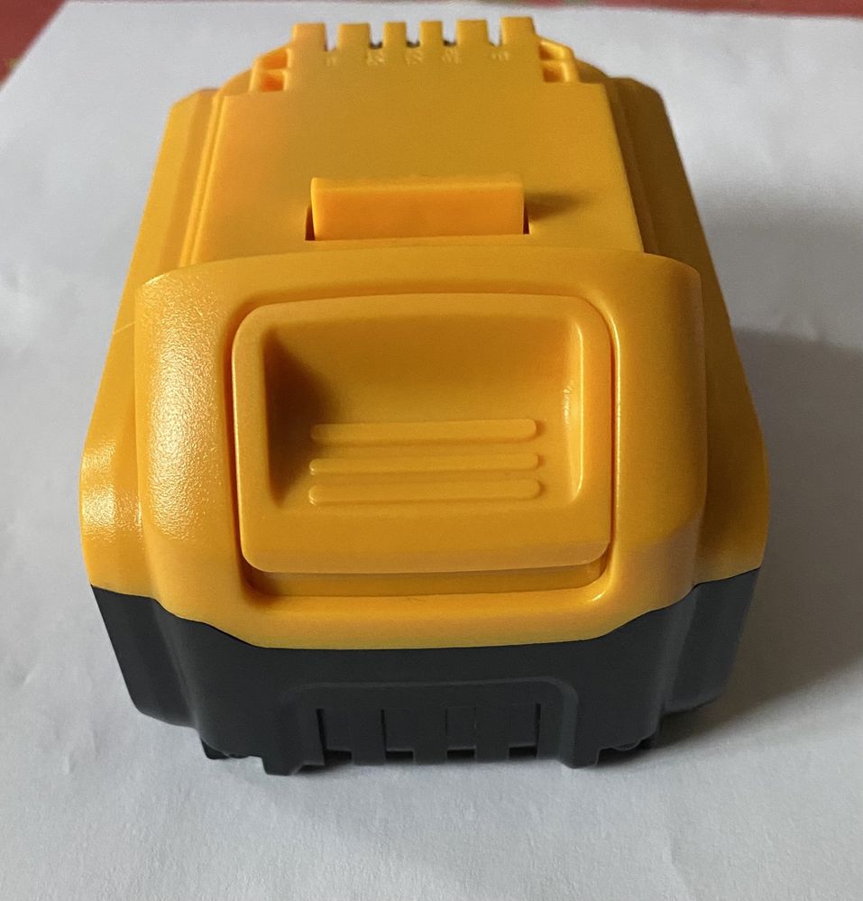 Аккумулятор для DeWalt 12Ah 20V DCB180 avtark. Новий