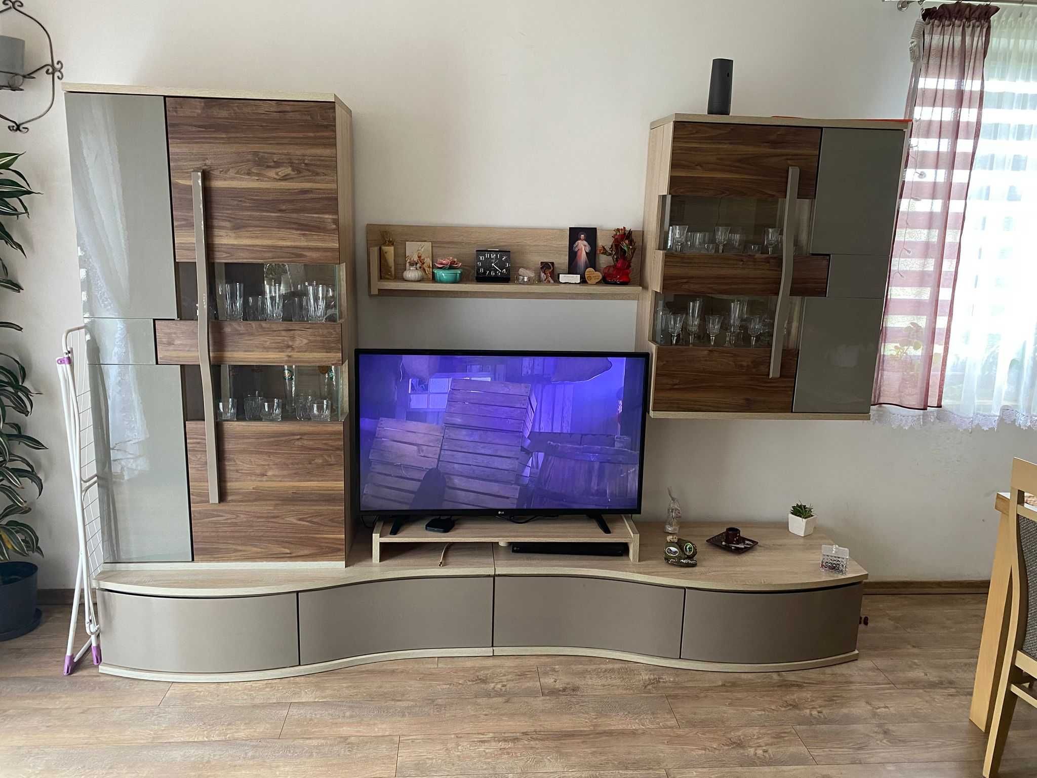 Sprzedam zestaw mebli do salonu