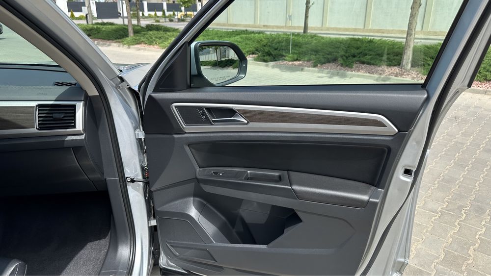 VW Atlas SEL R-Line AWD Атлас полный привод 2018г