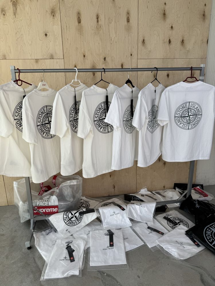 Футболка stone island