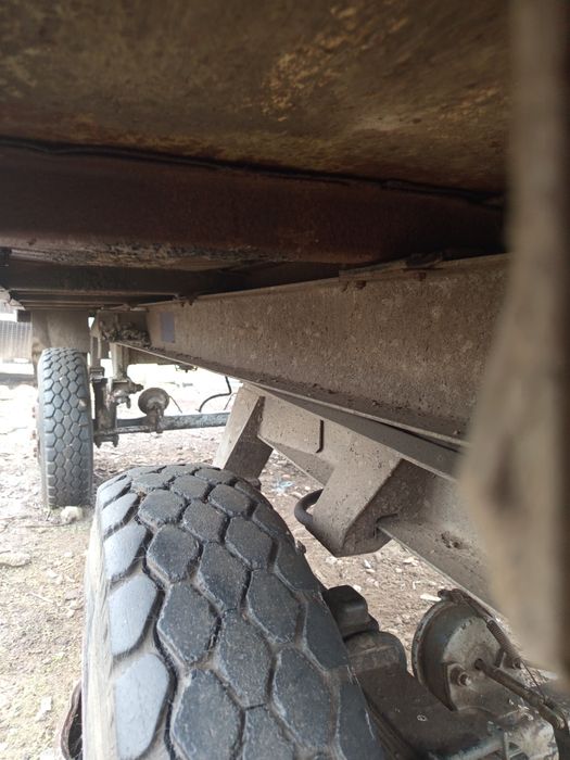 Продам два прицепа зіловських самосвали з документами