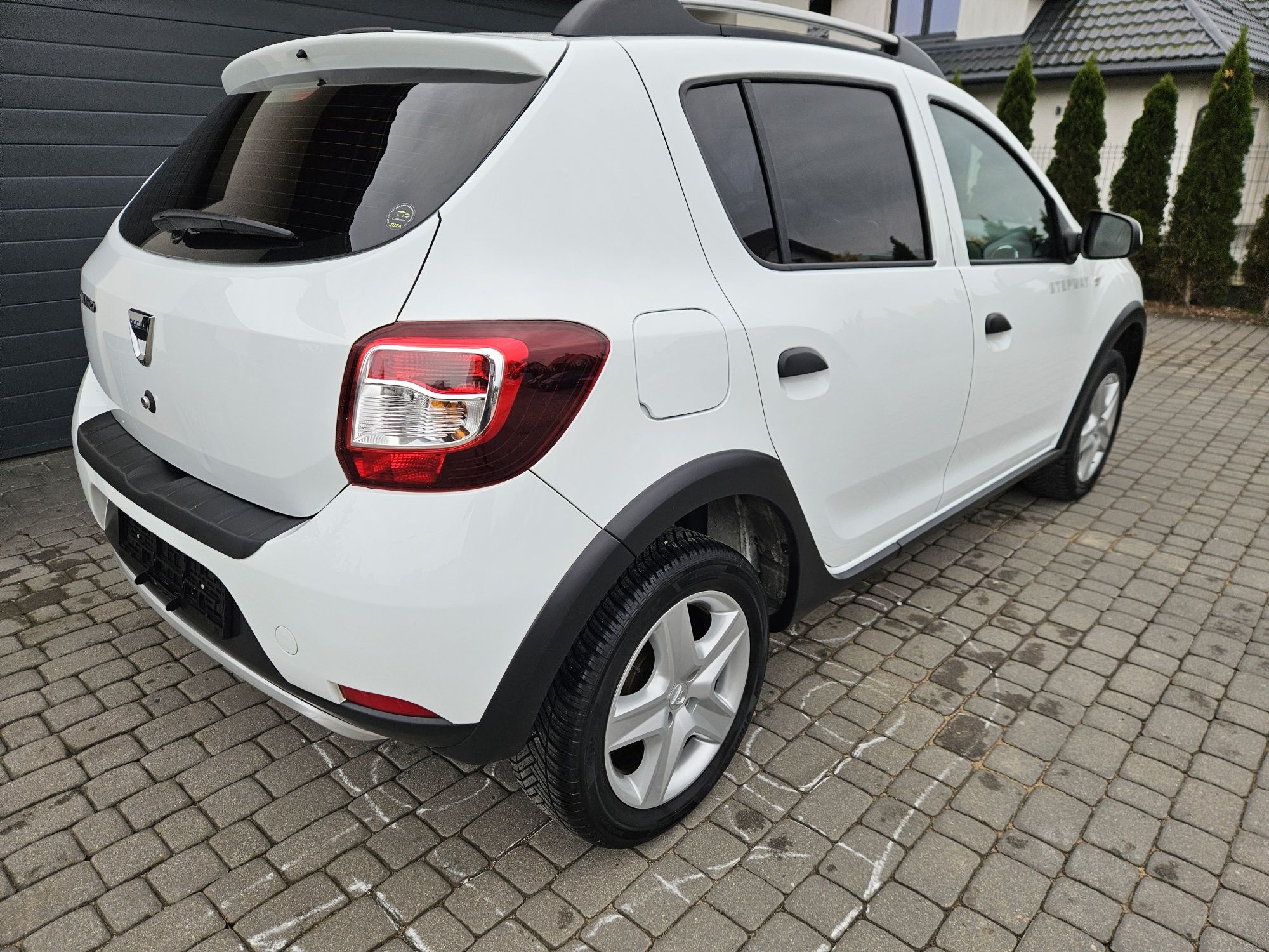 Sandero Stepway 2015r LIFT,kamera, Nawigacja GPS z Niemiec