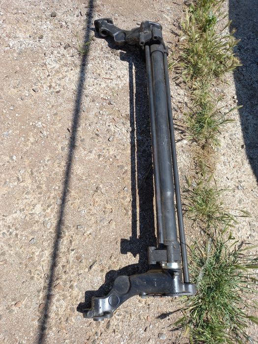 Балка задня. Пежо 306.( обмін)