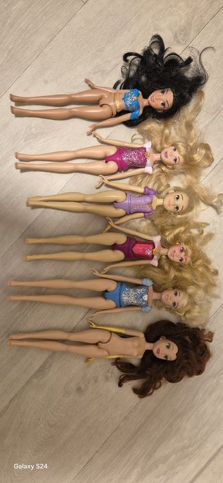 2.5€ cada boneca, 
2.5€ cada boneca.
Nao faço envio