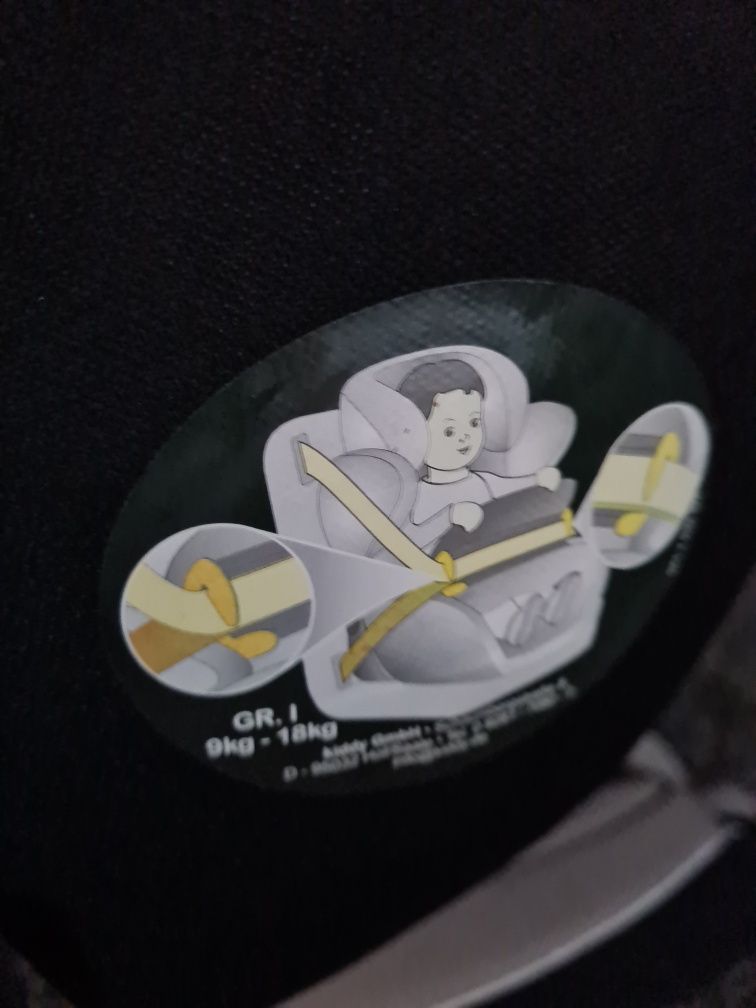 Kiddy Fotelik samochodowy + podkładka Isofix Super jakoś oraz stan.