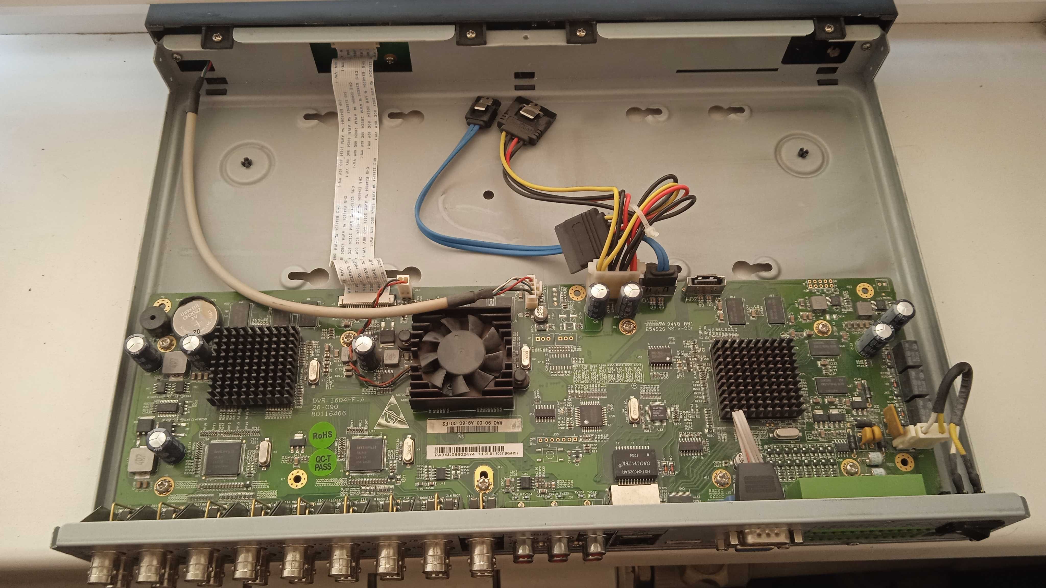 Видеорегистратор AVG1604HF-A камер видеонаблюдения без блока питания