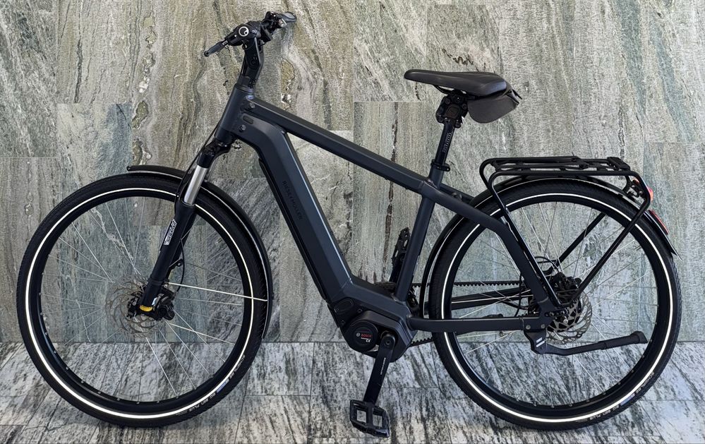 Riese & Müller Charger4 на ремені