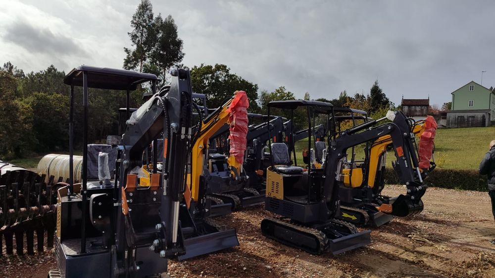 Mini Escavadora 1000kg