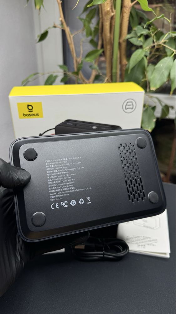 4 в 1 бустер+компресор+павербанк+ліхтар Baseus jump starter пусковий