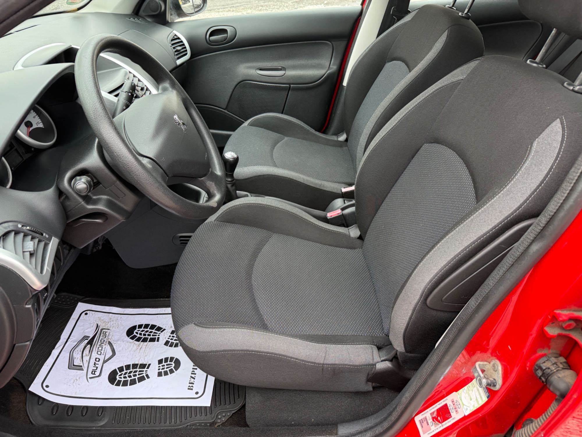 PEUGEOT 206+ Z 2010 Tylko 107000tys km Klima Kola lato/zima Stan bdb