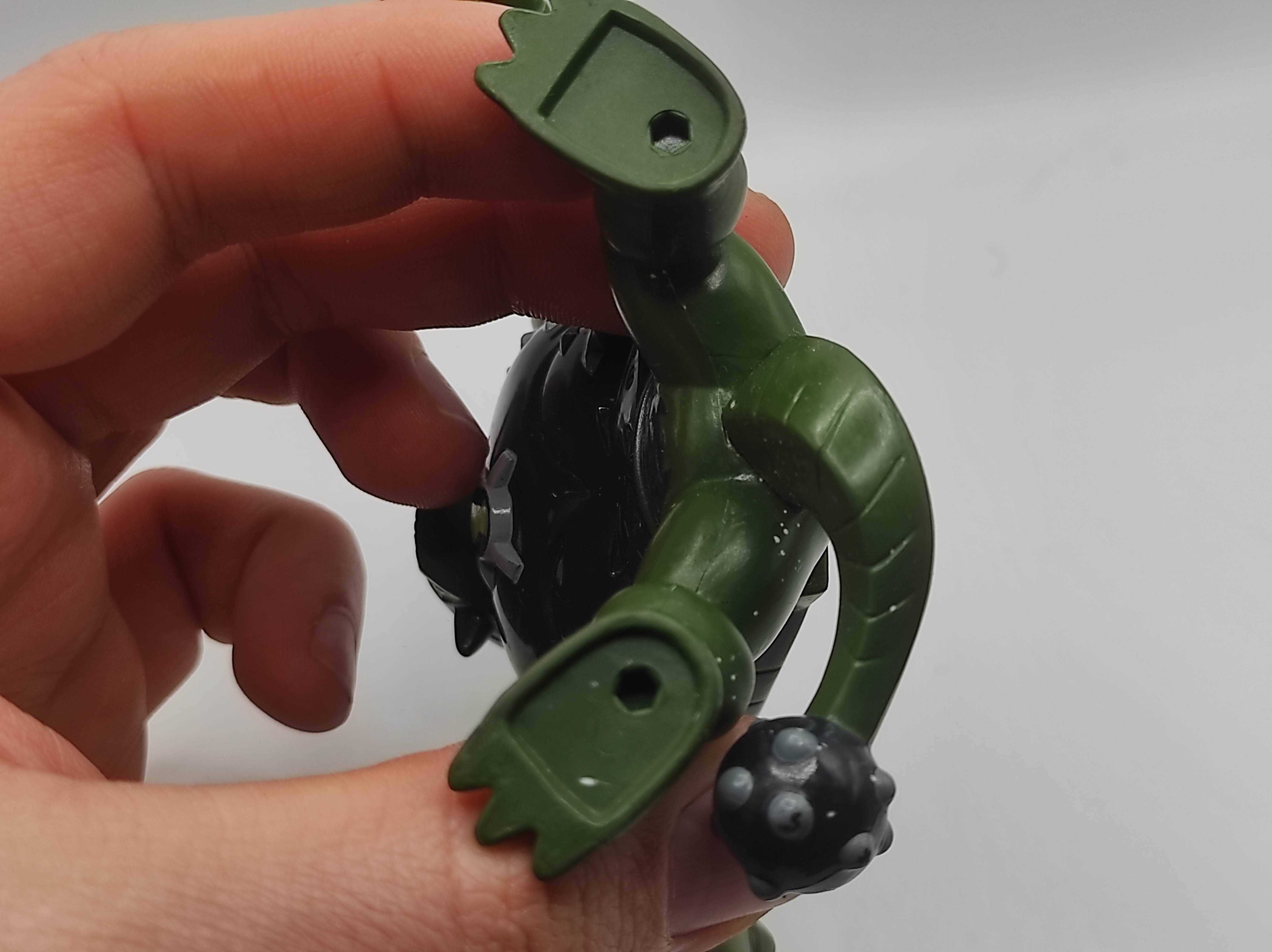 Figurka Ben 10 Humungosaur Gigantozaur K1