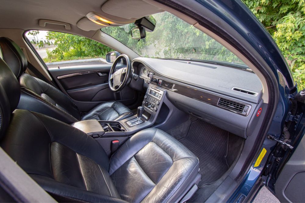 Volvo s80 D5 2,4л