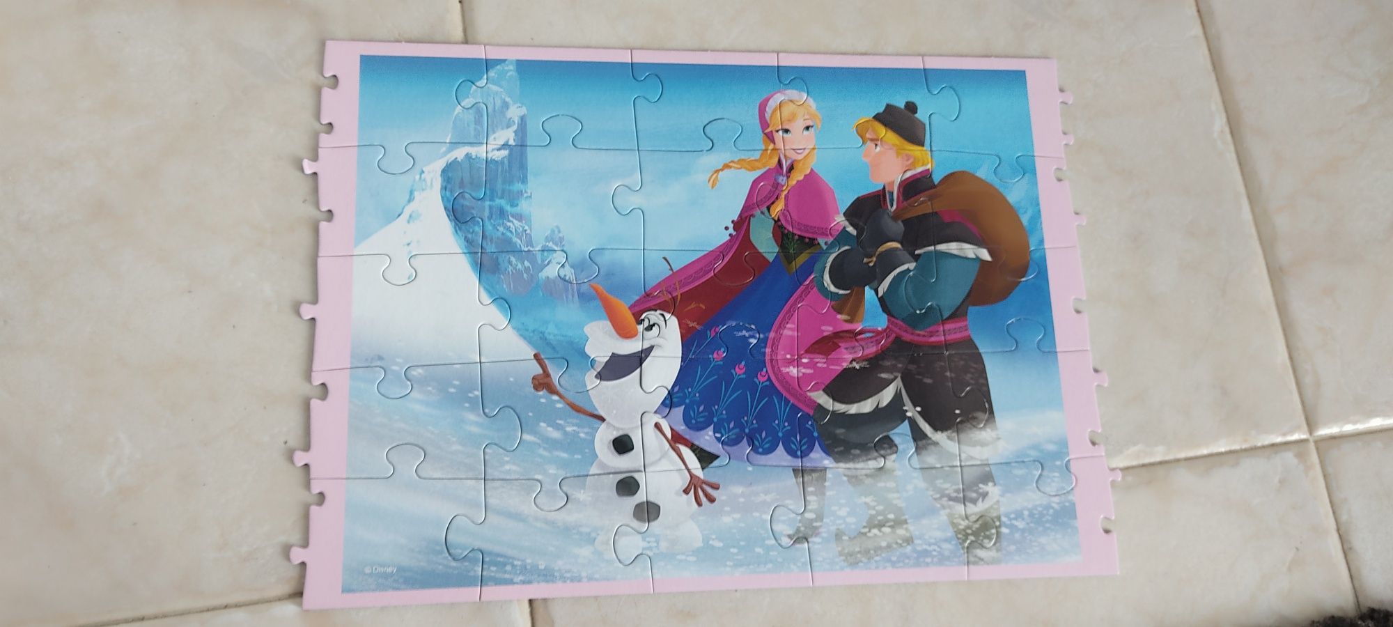 9 Puzzles da Frozen - 348 peças