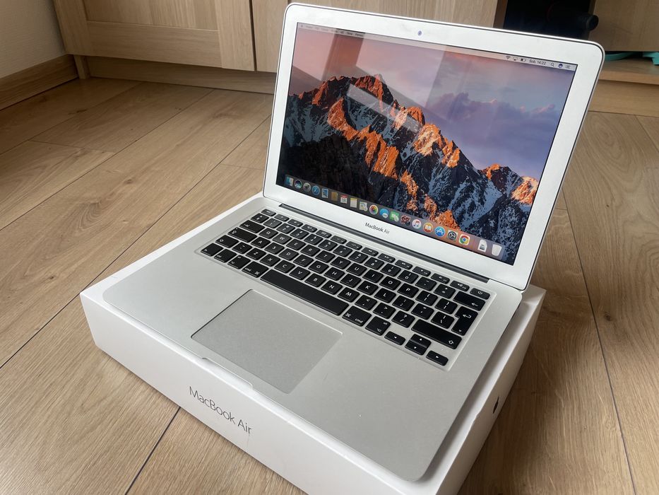 Idealny MacBook Air 13” 4/128 GB w PERFEKCYJNYM stanie!